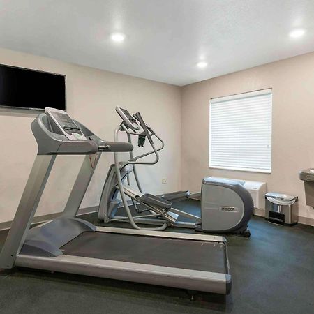Extended Stay America Select Suites - Louisville - Airport Esterno foto