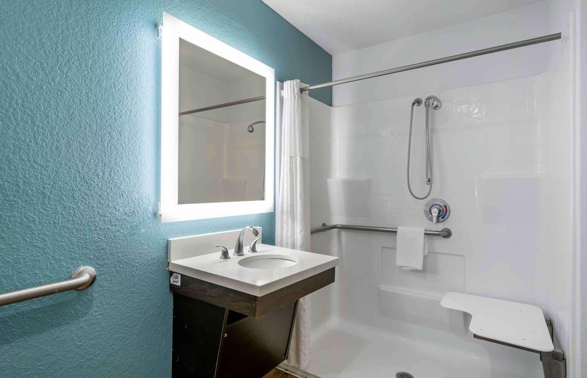 Extended Stay America Select Suites - Louisville - Airport Esterno foto