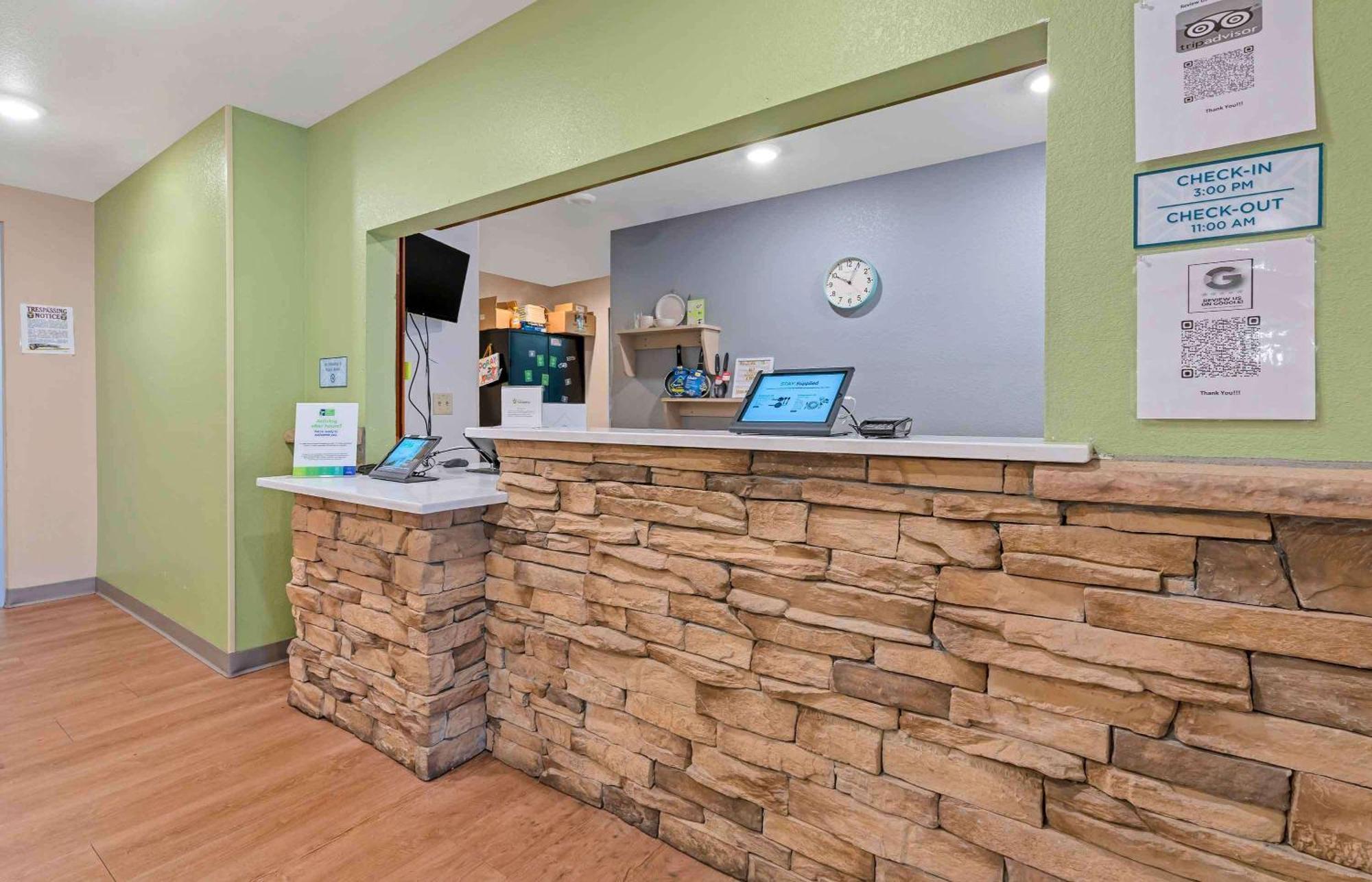Extended Stay America Select Suites - Louisville - Airport Esterno foto